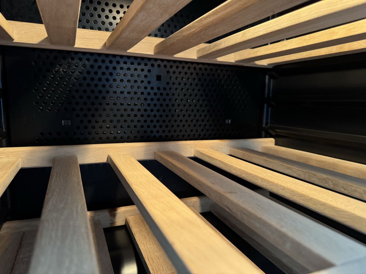 Frigoriferi: BOSCH wine cooler used – Usato da Wald ZH venduto da StefaNes88 4