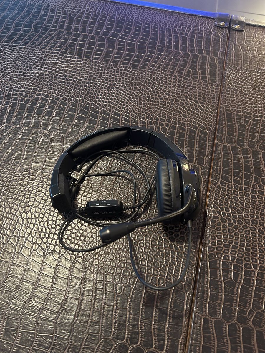 Sony Casques audio: Playstation PRO4-CHAT Gaming Headset – D'occasion à Pfäffikon SZ par andi_dru 2