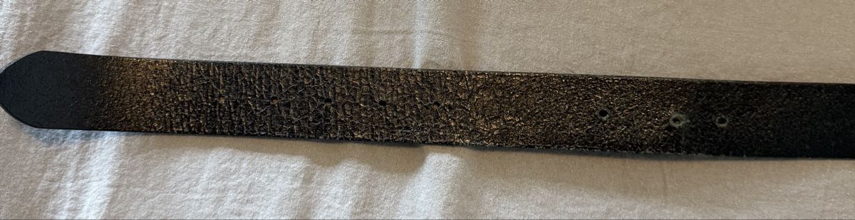 Calvin Klein Cinture: Ceinture noire Calvin Klein boucle CK dorée – Usato da Sion venduto da bar_r96b 2