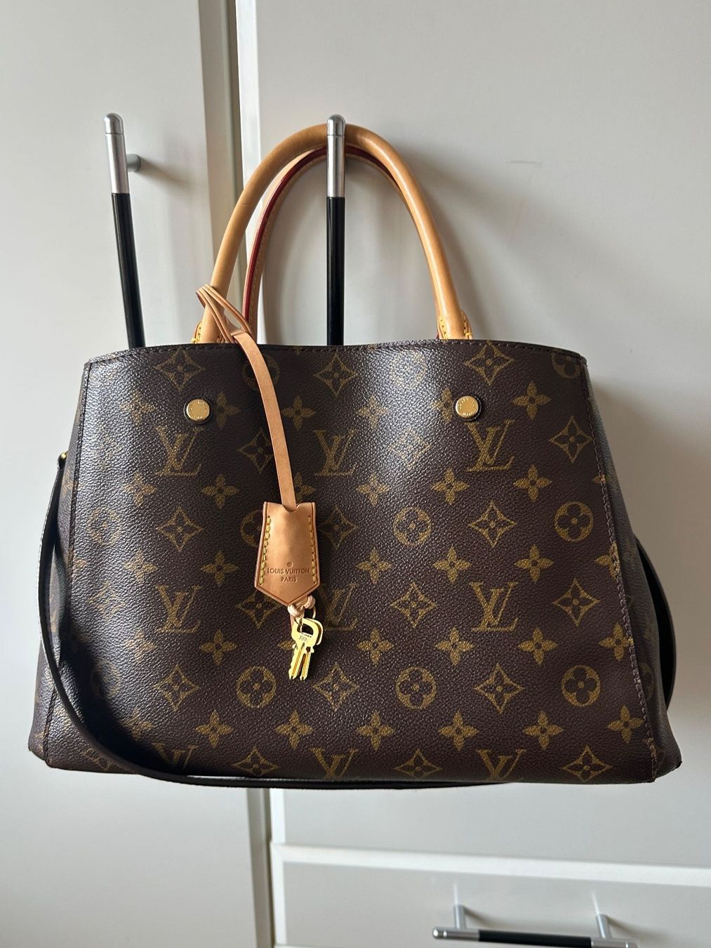 Louis Vuitton Borse da donna: Louis Vuitton Original Montaigne – Nuovo (secondo la descrizione) da Luzern venduto da gwand