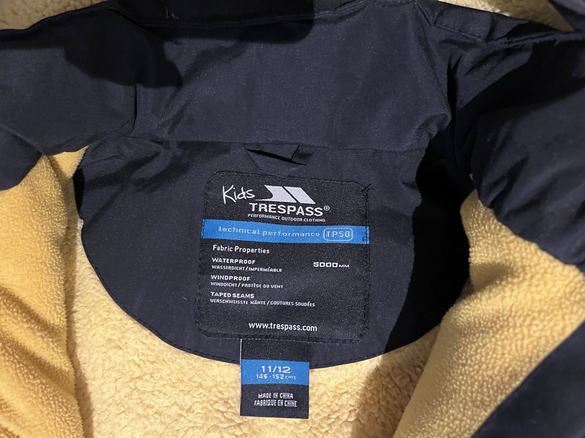Jacken: Trespass Winterjacke, Grösse 146/152. – Gebraucht aus Felsberg von Nima206 1