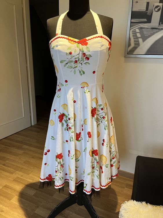 Robe style Pin up (Neu (gemäss Beschreibung)) in Senarclens für CHF 15 ...