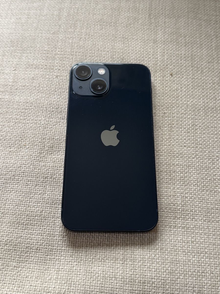 Apple Telefoni cellulari / Smartphones: Iphone 13 mini 128 GB midnight blue – Usato da Zürich venduto da Manuel_44