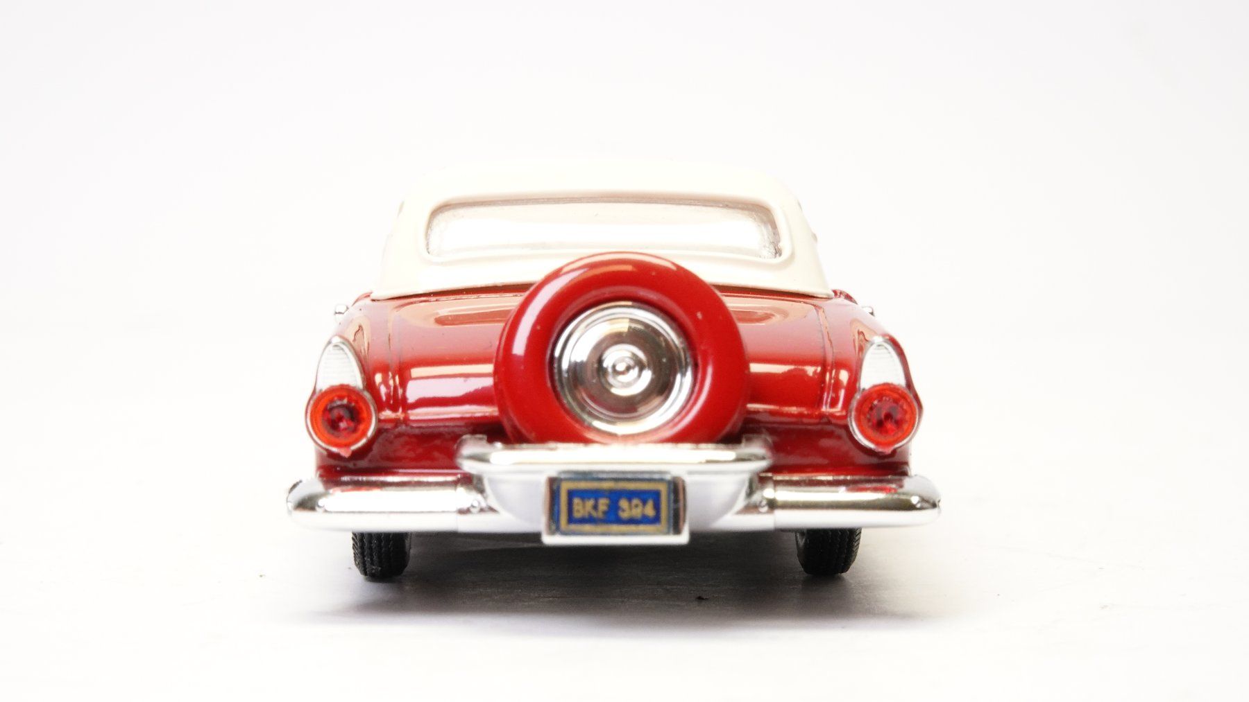 Rio Modellini d'auto: e55 Rio 1/43 Ford Thunderbird 1956 rot – Usato da Thun venduto da evinka_gmbh 4