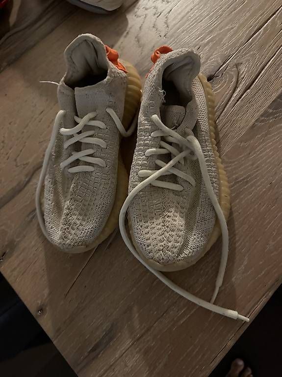 Chaussures hommes:  Yezzy Schuhe – D'occasion à Spreitenbach par Tima72