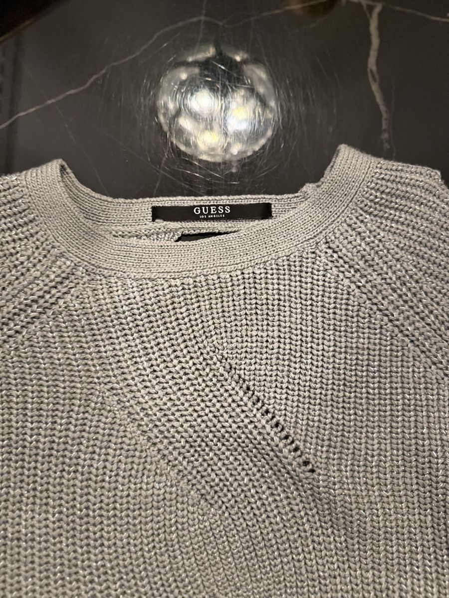 Guess Maglioni & Felpe: Guess Strickpullover, silber, Rückendetail, Gr. M, Neuwertig – Nuovo (secondo la descrizione) da Thun venduto da mama2007