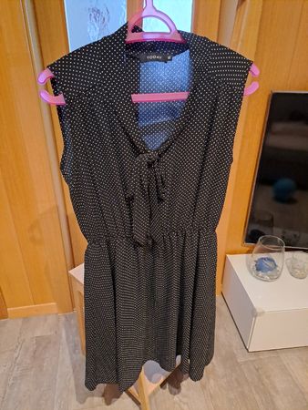 Kleid Punkte schwarz Grösse XL guter Zustand
