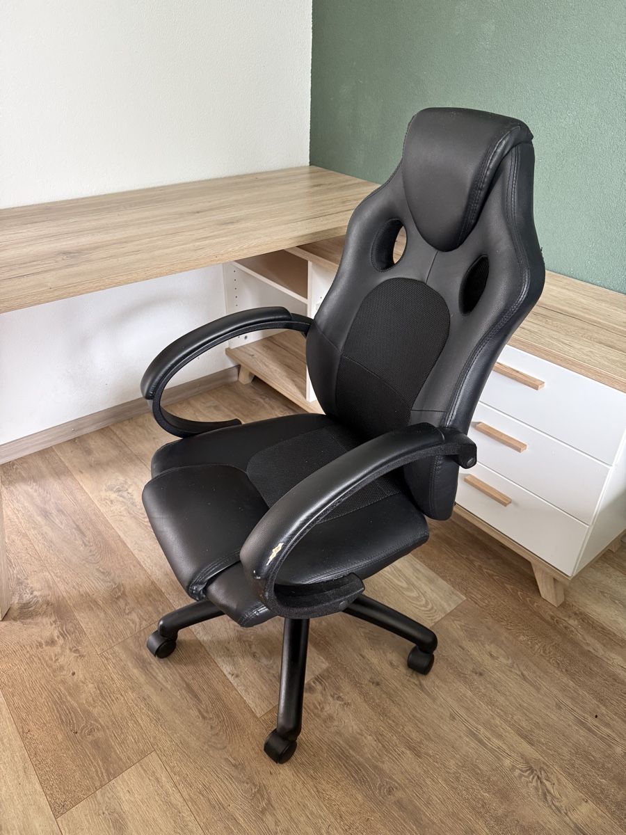 Chaises: Schreibtischstuhl – D'occasion à Frauenfeld par saleri