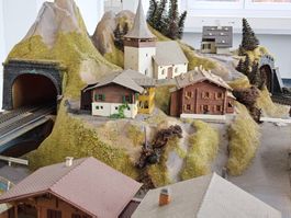 NOCH _ Fleischmann _ Modelleisenbahn Anlage in Spur N