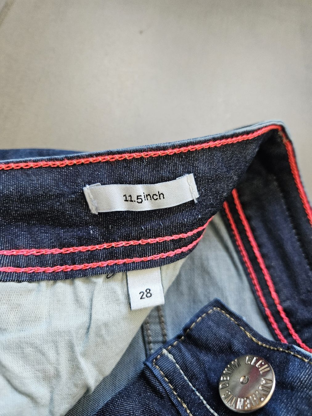 Cecil Jeans: Cecile – Neu (gemäss Beschreibung) aus Ennetbürgen von LebuniaNW