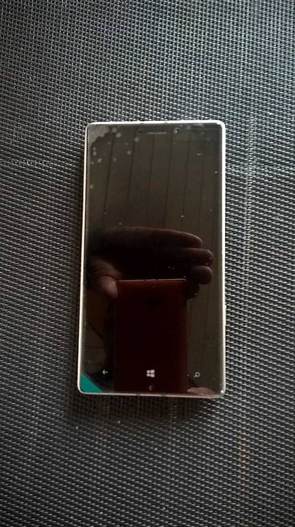 Telefoni cellulari / Smartphones: Nokia Lumia 930 – Usato da Vufflens-la-Ville venduto da prouge1528 3