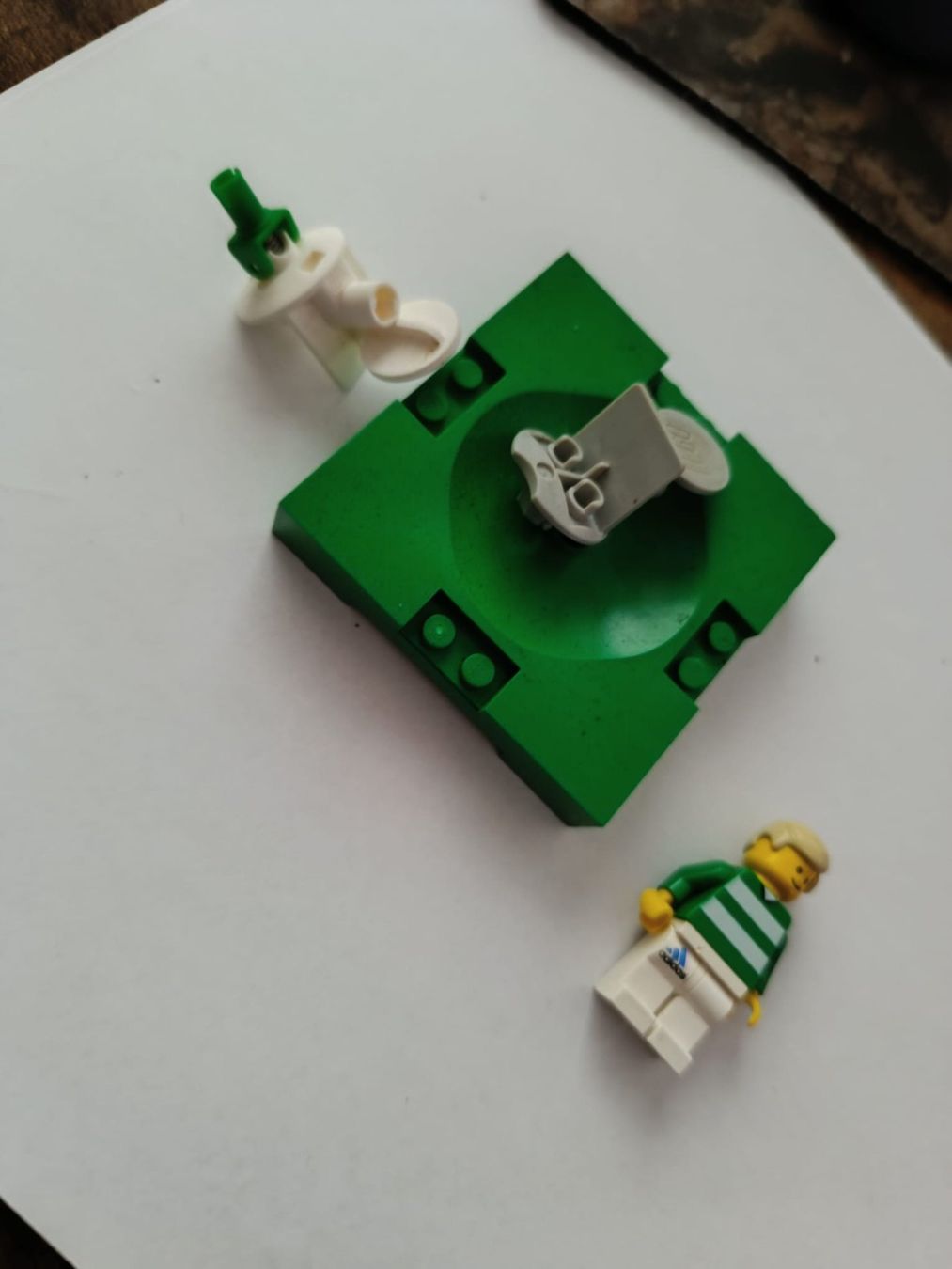 Lego Kit di costruzioni: figurine lego foot – Usato da Tramelan venduto da artman1291 1