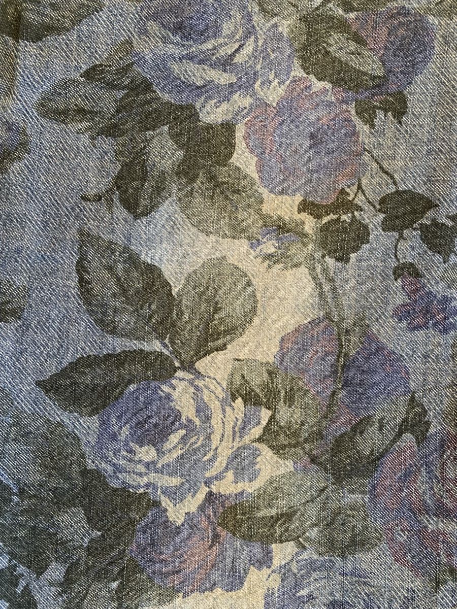 Pantaloni: Hose mit Rosen, Gr. 34 – Usato da Zürich venduto da p_q7q_nichtraucher 5
