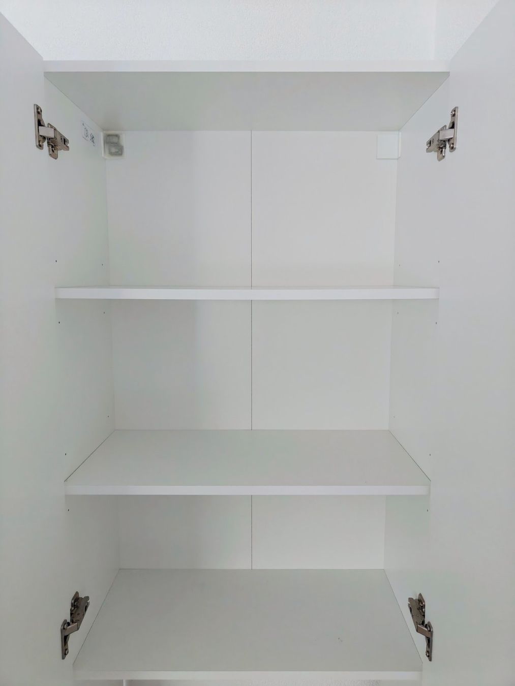 Ikea Armadi: IKEA Njsyön pour lave-linge – Usato da Ecublens VD venduto da oomari 2