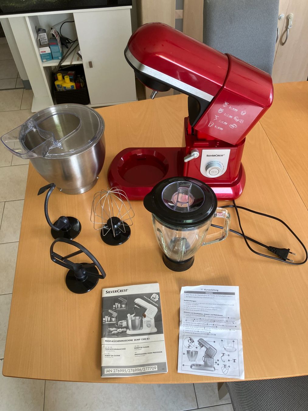 SilverCrest Elettrodomestici da cucina: Silvercrest  Küchenmaschine SKMP 1300 B3 – Usato da Triengen venduto da momeworker83 4