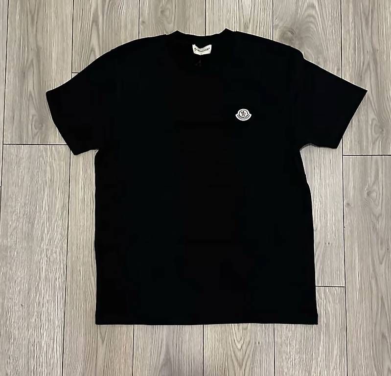 T-shirt: T-shirt moncler  – Nuovo e nell'imballaggio originale da Martigny venduto da reu_t2ln