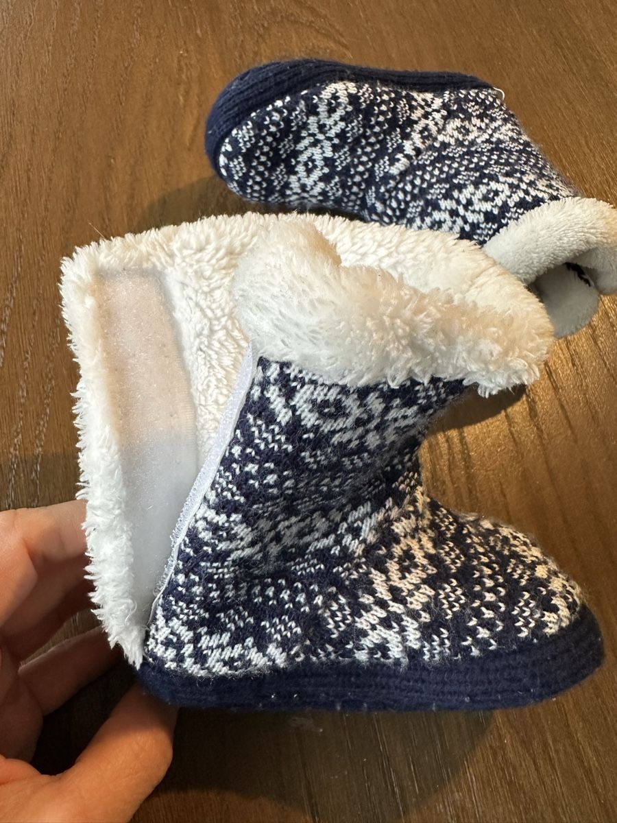 H&M Scarpe per ragazzi: Baby Winterschuhe Gr 22 – Usato da Kloten venduto da gab_jl5l 1
