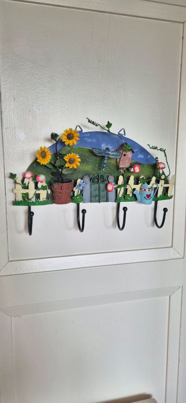 Garderobe: Kinder Garderobe – Neu (gemäss Beschreibung) aus Worb von Satchmo04