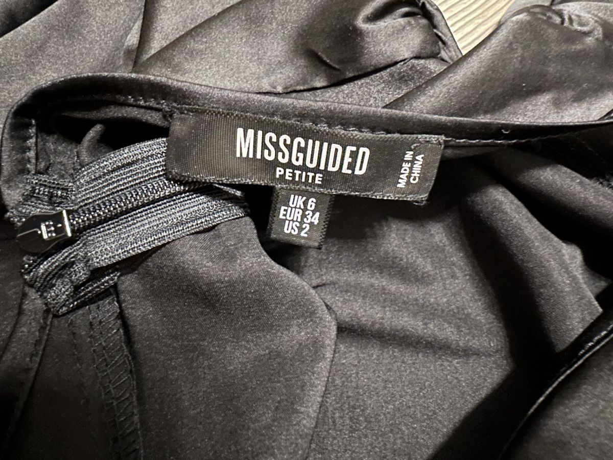 Vestiti: Schwarzes Satin Minikleid Missguided Gr. 34 – Usato da Schaanwald venduto da ael248 2