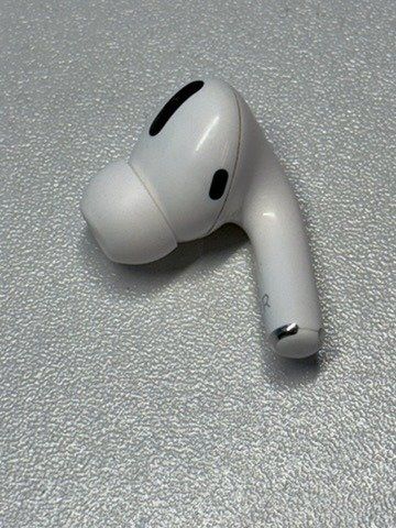 Apple Cuffie: Apple AirPods Pro 1. Gen – Difettoso da Effretikon venduto da Eventex 5