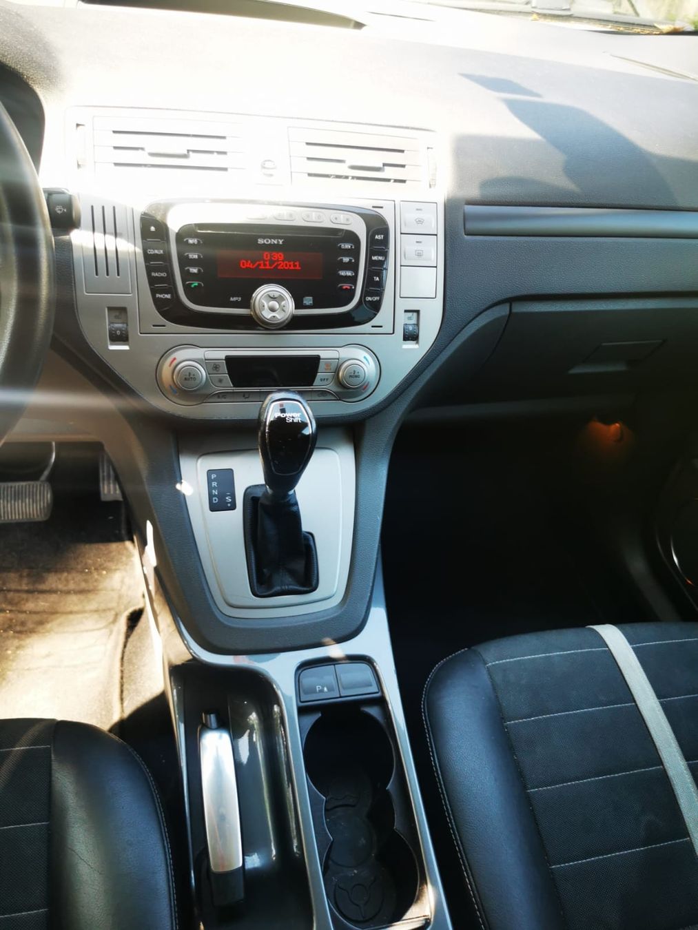 Ford Automobili: Ford Kuga 2.0 TCDI 4x4 – Usato da Gossau SG venduto da rotestahlsau 7