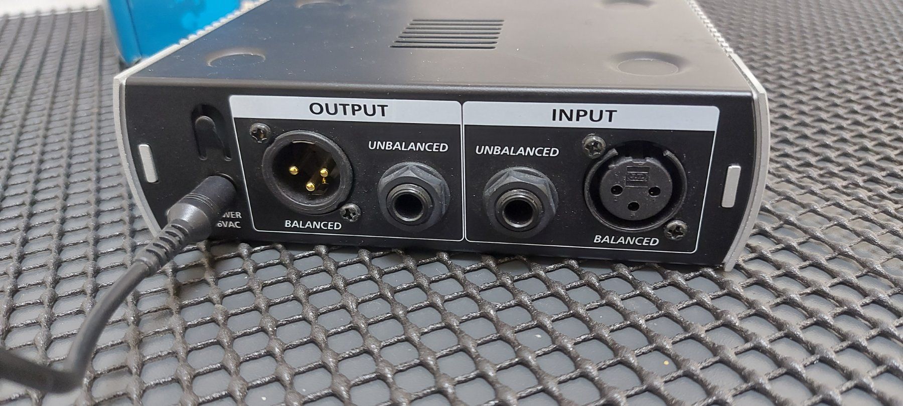 PreSonus Studioequipment: Presonus Comp 16 Preset Compressor inkl.netzteil, neuwertig – Neu (gemäss Beschreibung) aus Glattbrugg von Swissmusik 2