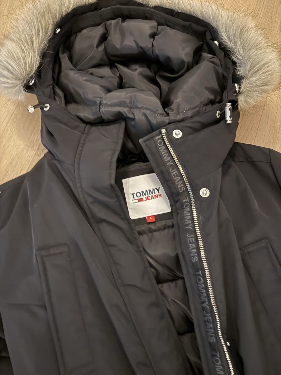 Tommy Hilfiger Giacche: Winterjacke Tommy Hilfiger schwarz – Usato da Zuchwil venduto da patriziatr 2