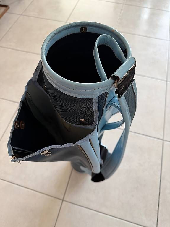 Taschen: Golfbag, Hell / Dunkelblau – Gebraucht aus Hergiswil NW von salescreative 4