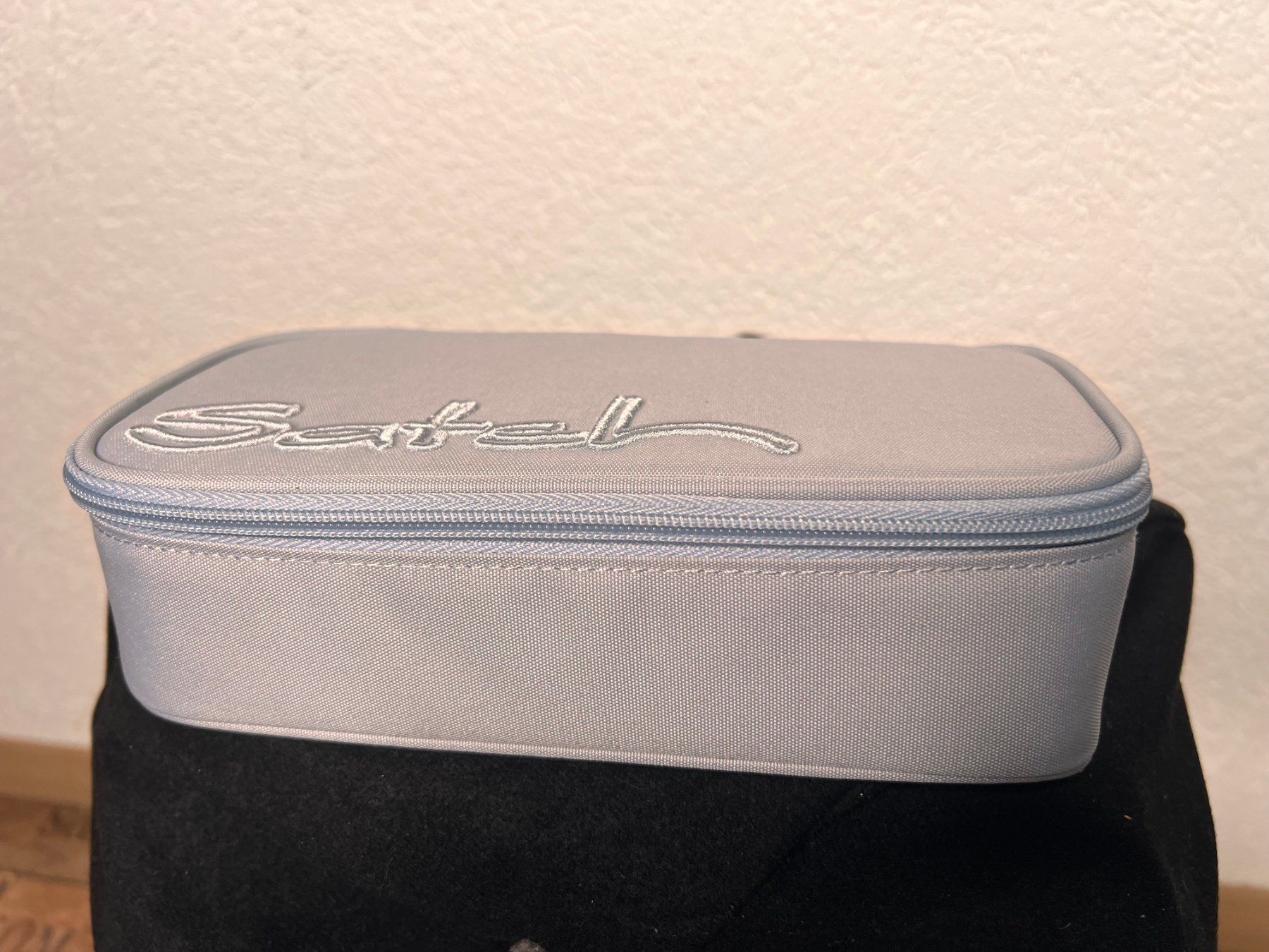 Satch Plumiers: Etui Satch neu – Neuf avec emballage d'origine à Bösingen par Guesli1 1