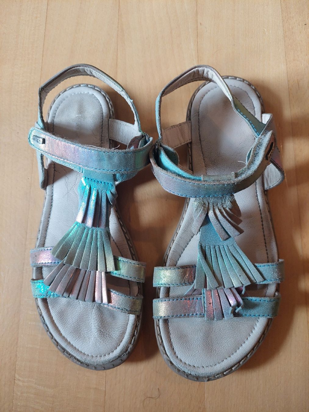 Scarpe per ragazze: Sommersandale, Glitzer-Look, Grösse 32 – Usato da Zürich venduto da Paola_O