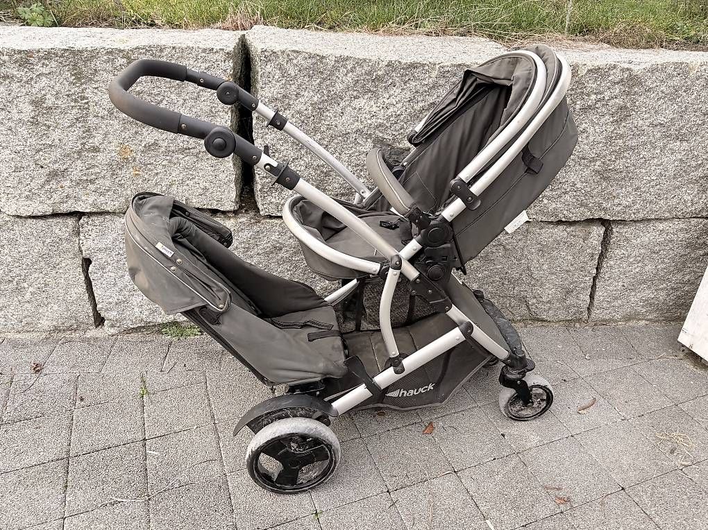Carrozzine: Geschwisterwagen  – Usato da Kriegstetten venduto da nho_xrx6