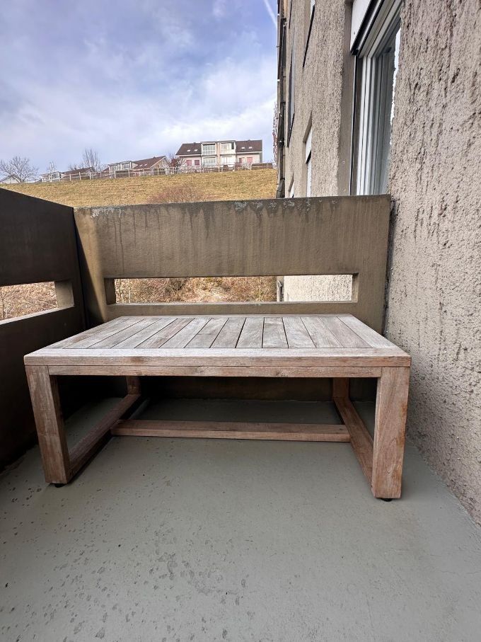 Ikea Tavoli: Wunderschöner Holztisch – Usato da Wünnewil venduto da 1509mani 2