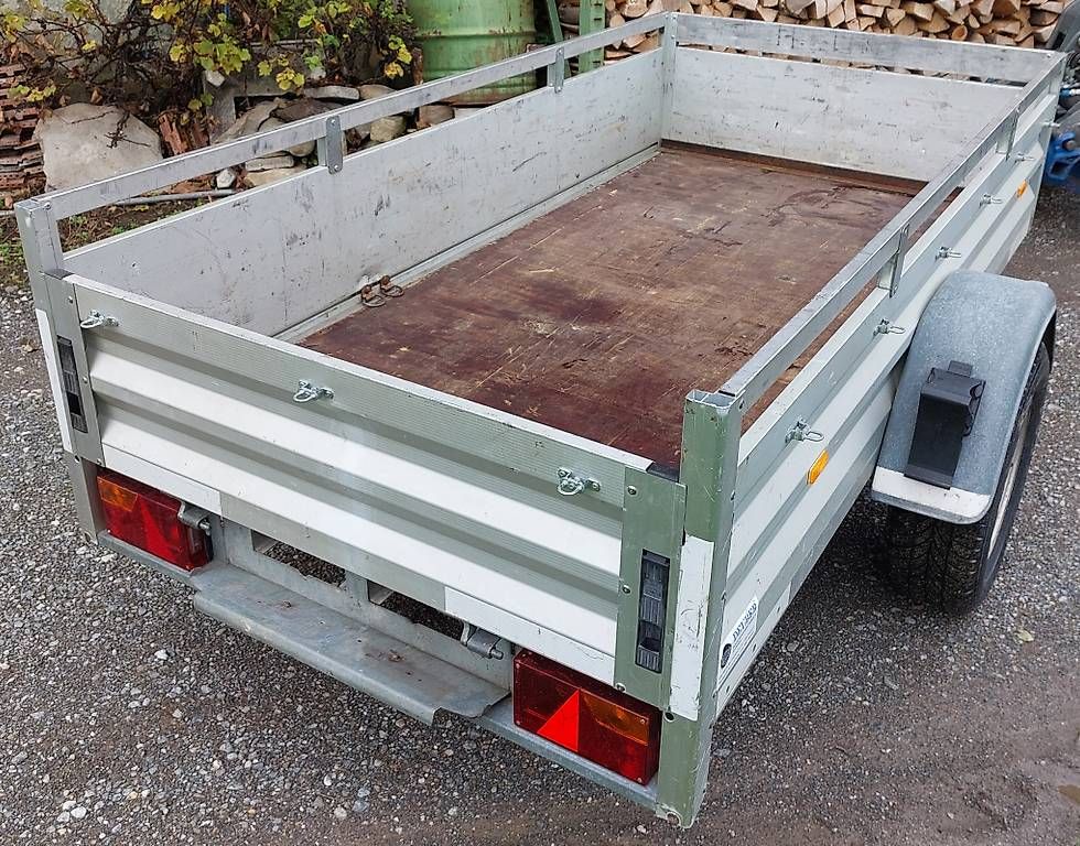 Remorques: Autoanhänger 1300kg mieten – D'occasion à Siebnen par Grosswis50 2