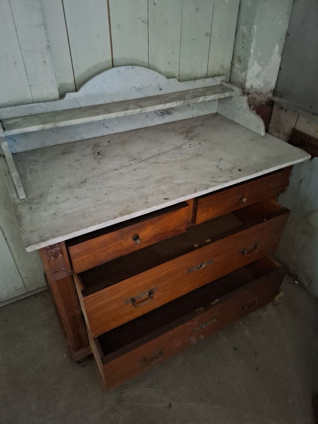 Cassettiere: Alte Kommode mit Marmorplatte. Muss abgeholt werden! – Usato da Rorschacherberg venduto da Luckyhorse 1