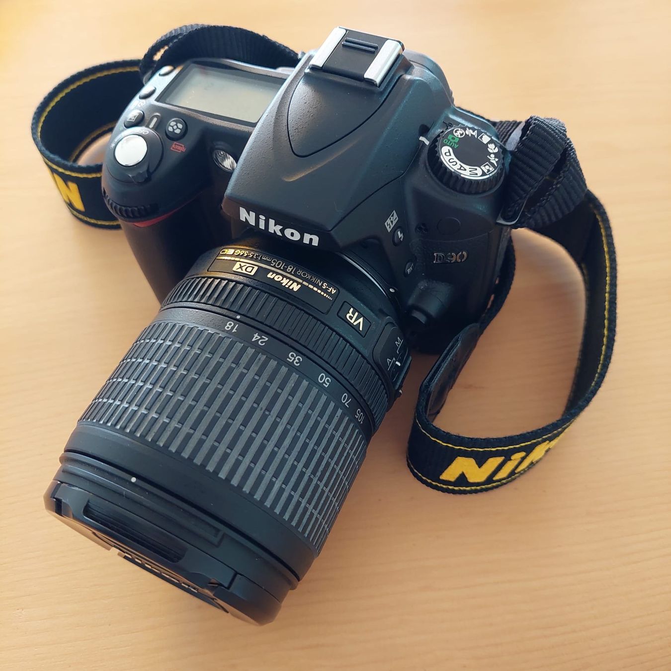 Nikon Fotocamera: Nikon D90 mit Tasche und Zubehoer – Usato da Magden venduto da OVONATOR