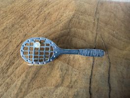 Tennis Racket Brosche Metall mit Perle - Top Zustand!