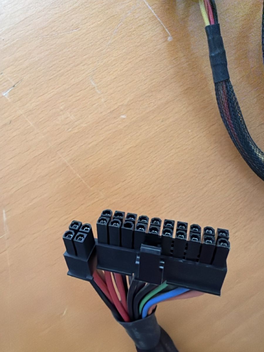 Componenti elettronici: PC Netzteil Cool Master 750 W – Usato da Aesch BL venduto da Hansi10 3
