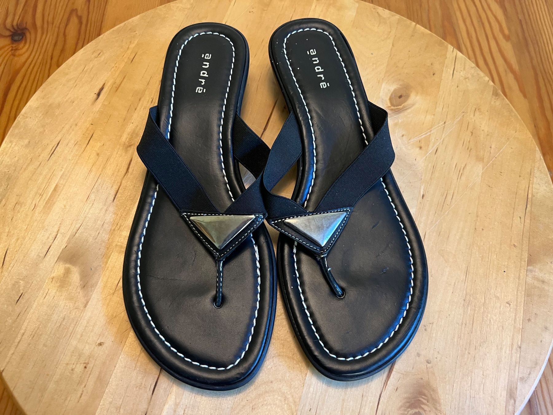 André Chaussures femmes: SANDALE GR.37 – Neuf (Voir description) à Schaffhausen par susiquatro01