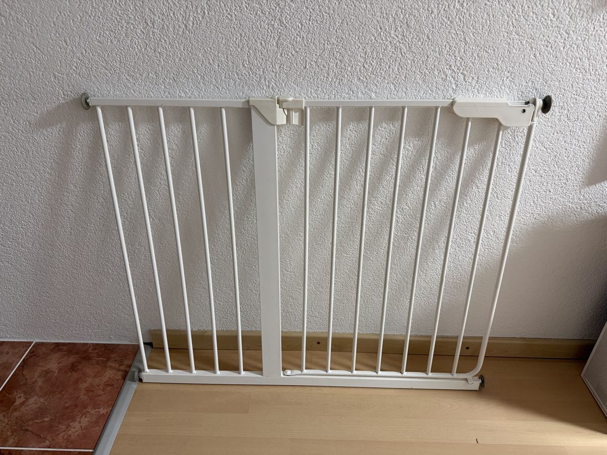 Altro: Schutzgitter weiss Metall – Usato da Luterbach venduto da Stifu10 1
