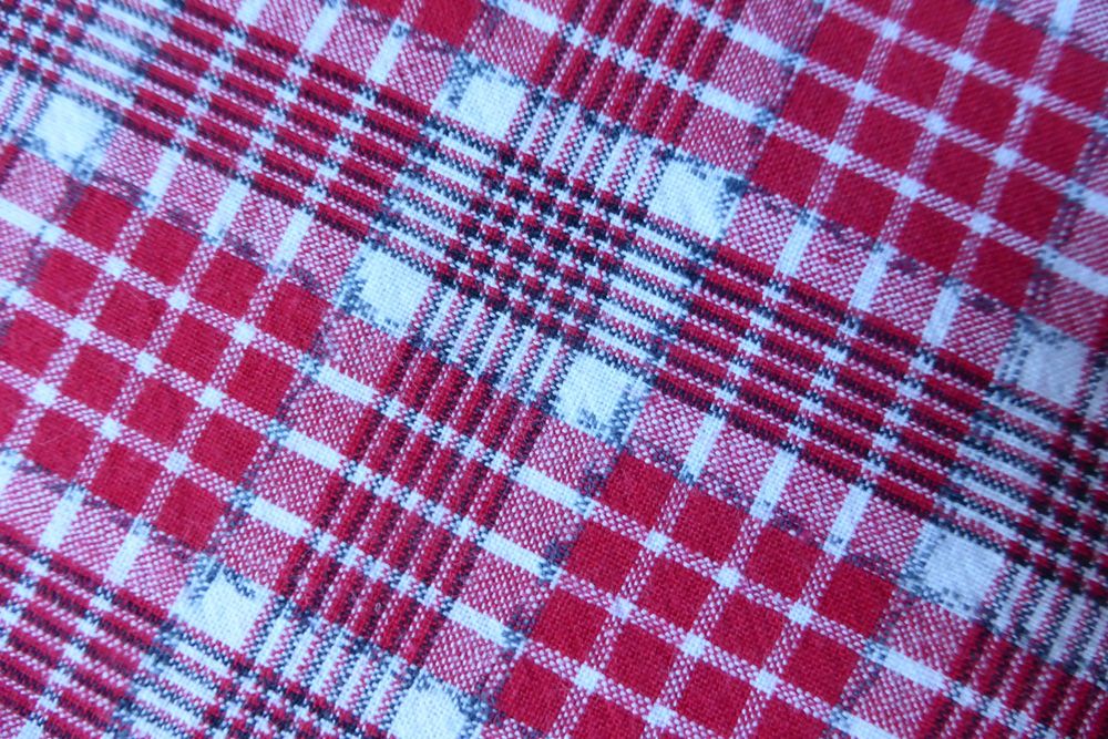 Rustikale BW Leinen kariert rot/blau/weiss 45 x 85 cm