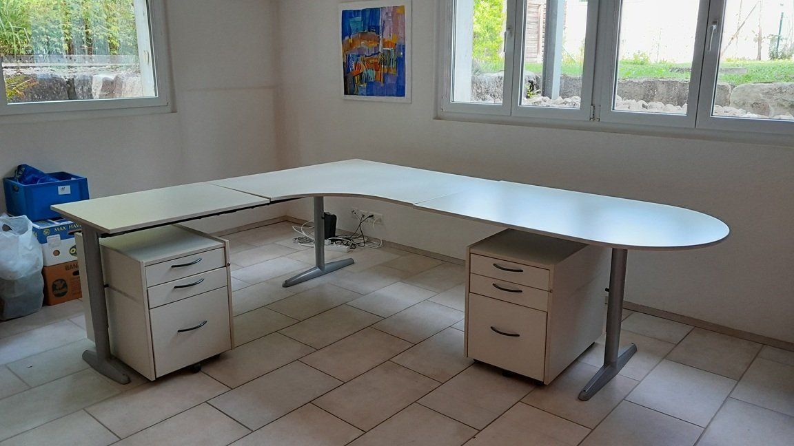 Scrivanie: Bürotisch, Eckbürotisch – Usato da Böckten venduto da Glevum