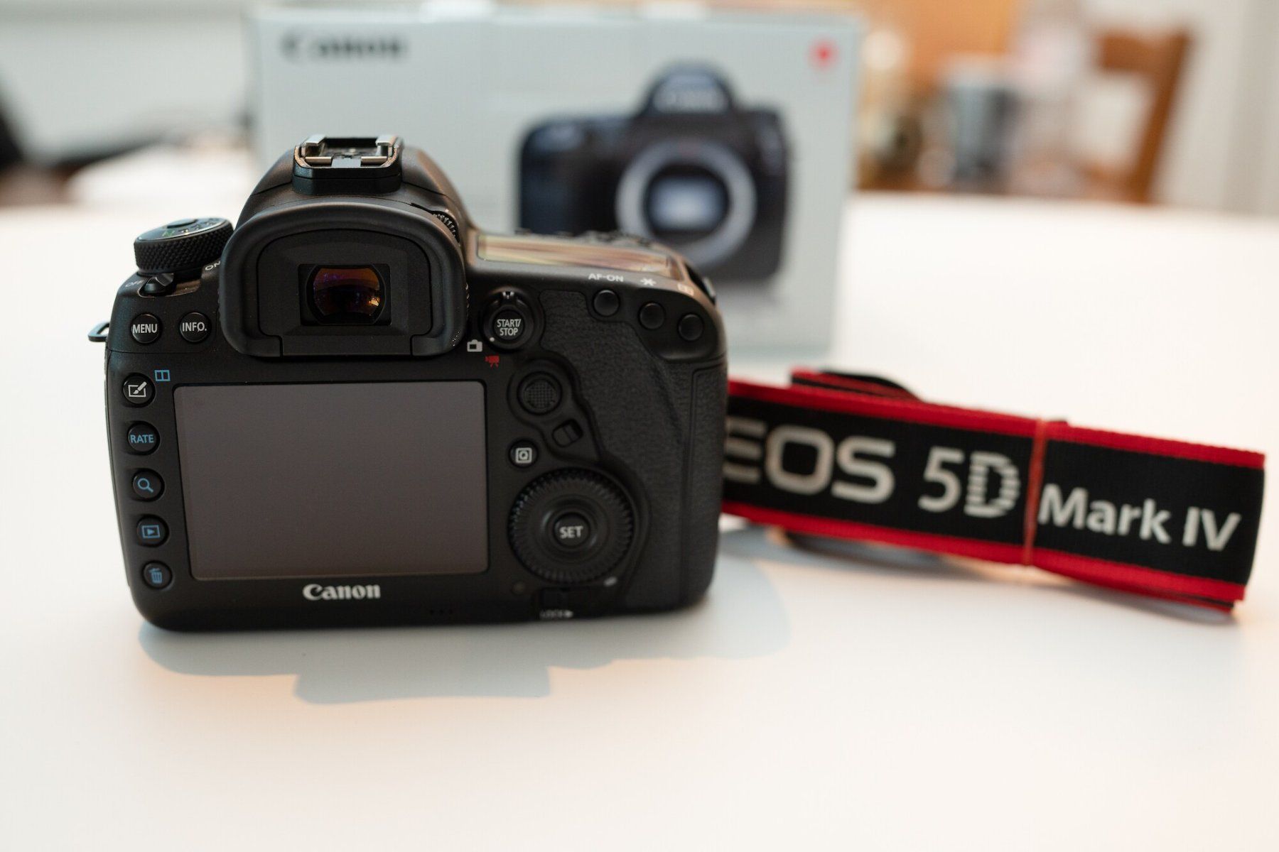 Canon Kamera: Canon EOS 5D Mark IV – Gebraucht aus Emmenbrücke von somtum 1