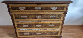 Antike Holz-Kommode mit 4 Schubladen