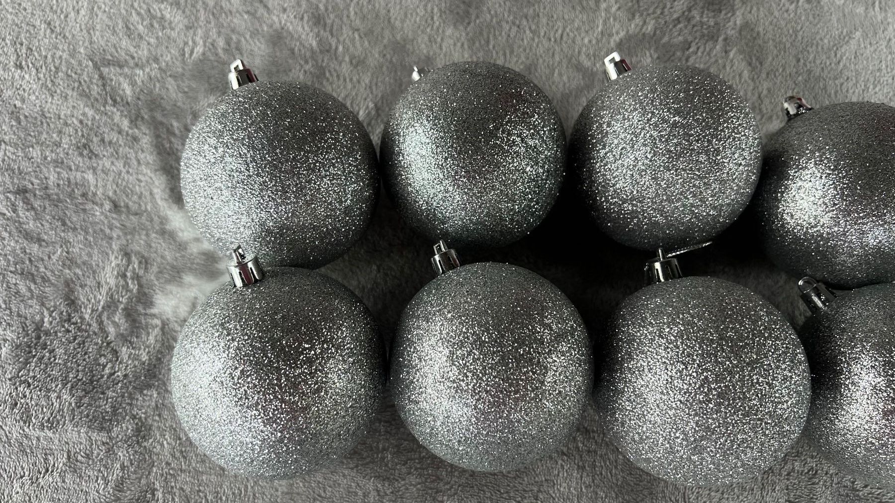 Tutte le decorazioni: 8er Set Silberne Weihnachtskugeln, Glitzer – Usato da Schübelbach venduto da Dolly990_2 1