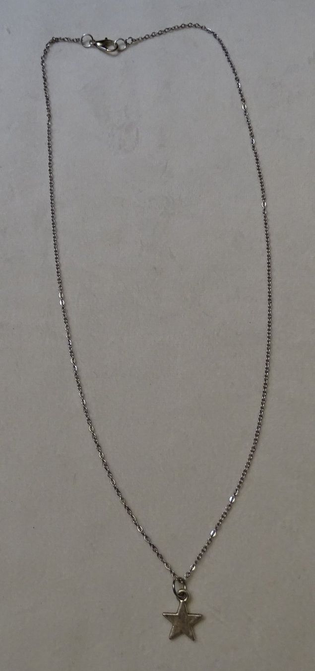 Catenine: ***TOP*** Halskette mit Stern-Anhänger – Nuovo (secondo la descrizione) da Zofingen venduto da Felix459 1