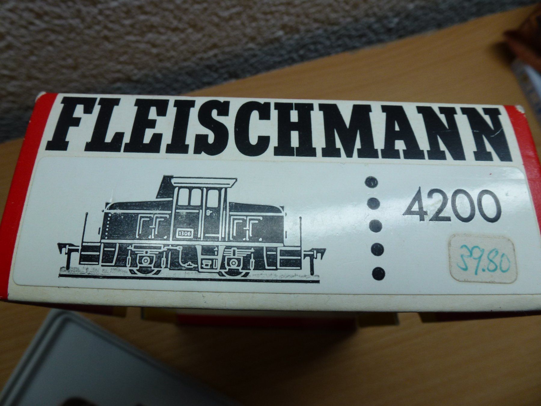 Fleischmann Modellini di ferrovie: Fleischmann H0 Loki 4200 – Difettoso da Hombrechtikon venduto da Se9 2