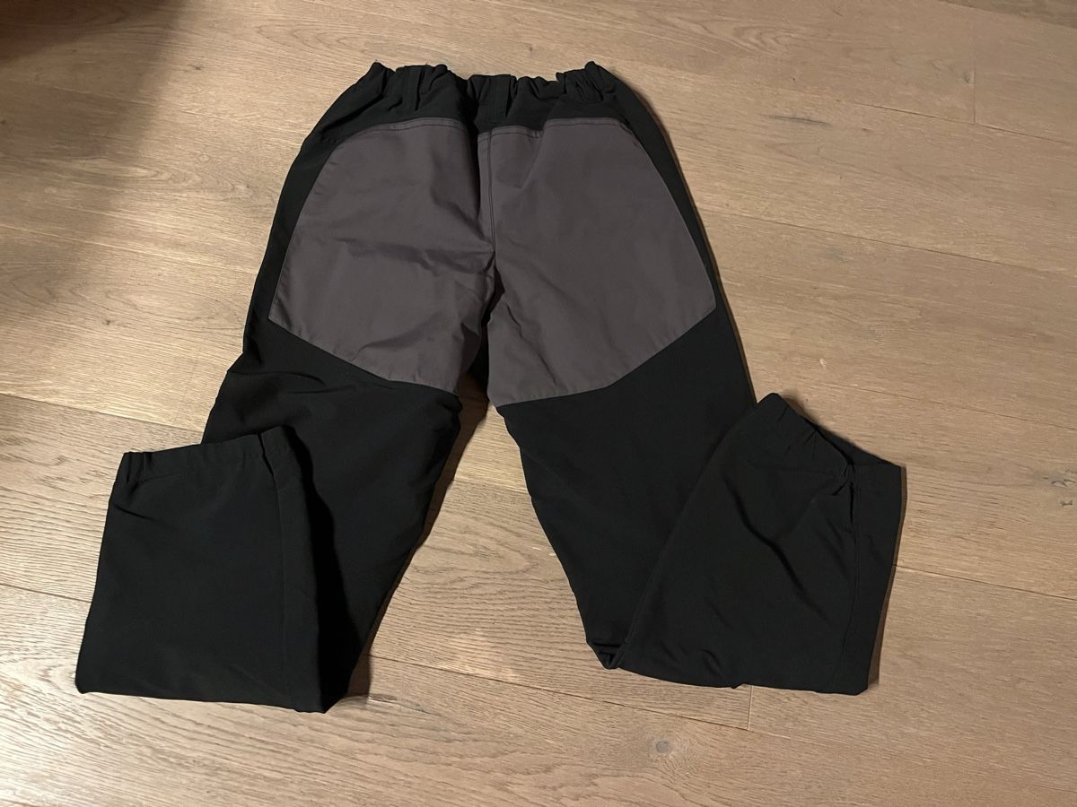 Jack Wolfskin Pantaloni: Wanderhose Jack Wolfskin Kinder Softshell Gr. 152 – Usato da Lenk im Simmental venduto da Miguelle 1