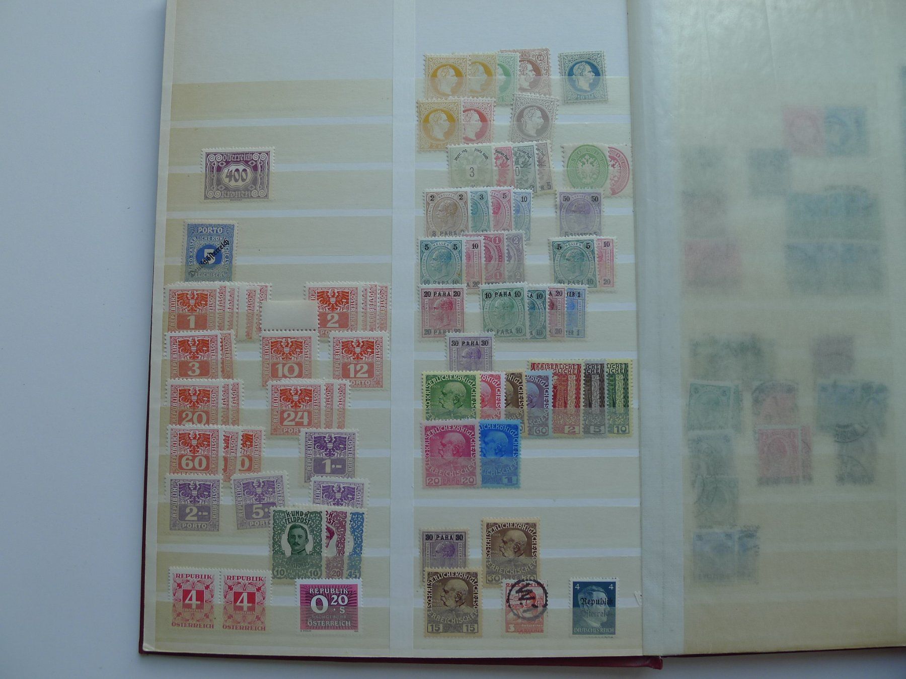 Tutti i francobolli: Album mit Östereich Briefmarken – Usato da Dagmersellen venduto da q1w2e3r4 5