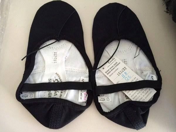 Scarpe da donna: Ballettschuhe von Sansha - Neu - Gr. 38 – Nuovo (secondo la descrizione) da Brügg BE venduto da rutschimedizin 1