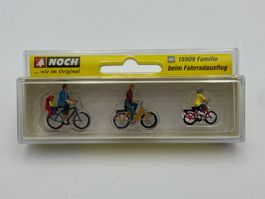 NOCH 15909 H0 Familie beim Fahrradausflug